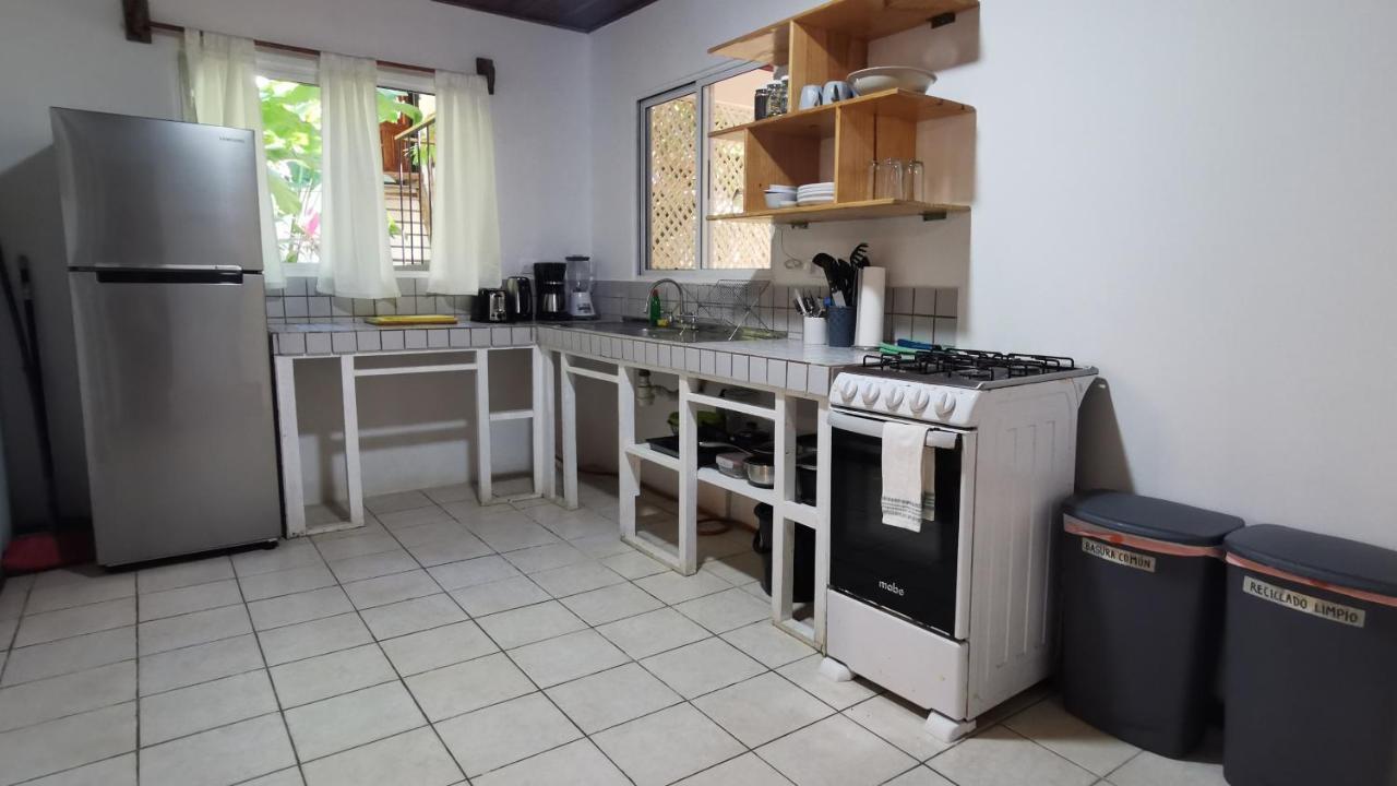 Appartement Colibri Surf House&Flats à Playa Santa Teresa  Extérieur photo
